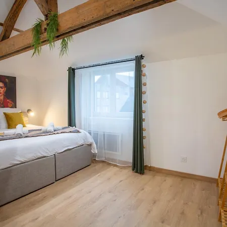 L'invention Poetique - T2 En Hyper Centre *